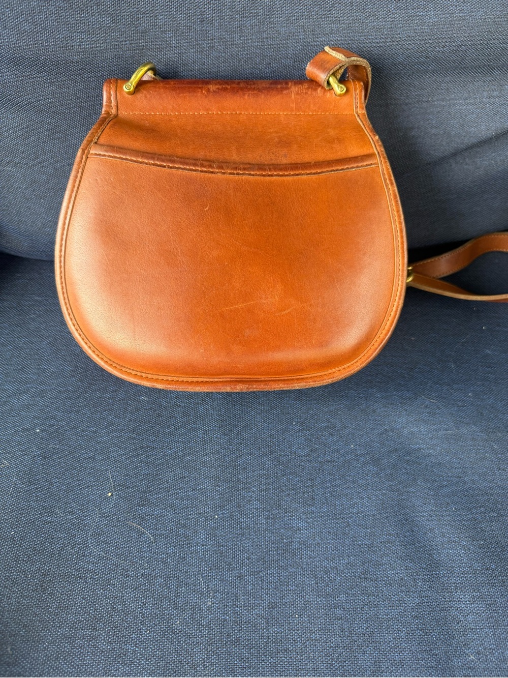 Coach British Tan Post Pouch. - Picture 3 of 6